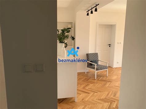 Fotografie rôznych typov bytov na predaj v Komárne
