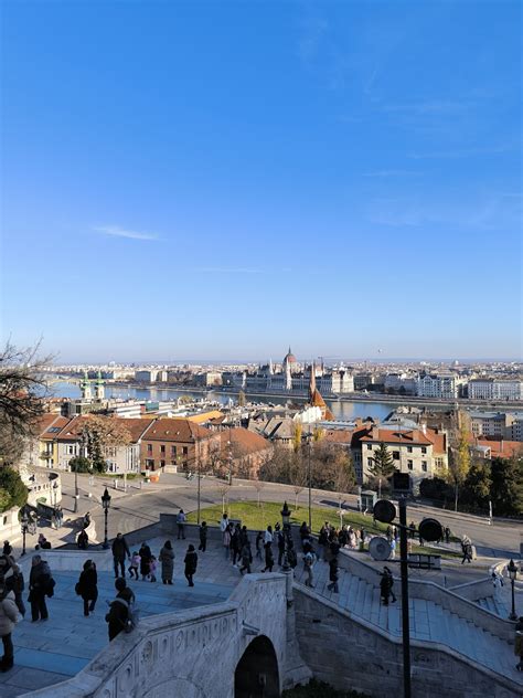 Panoramatický výhľad na mesto z výhodnej lokality