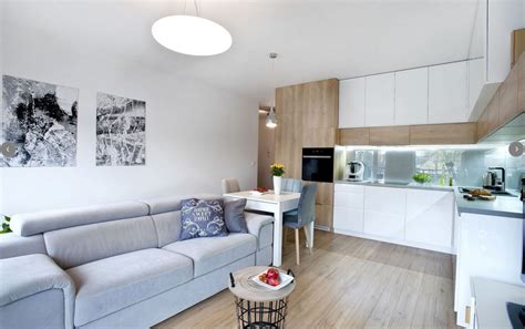 moderný kuchynský kút v obývacej izbe