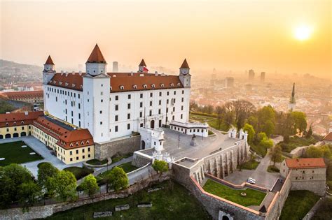 Bratislavský hrad a panorama mesta