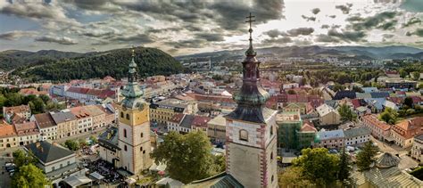 Panorama mesta Banská Bystrica s hradom