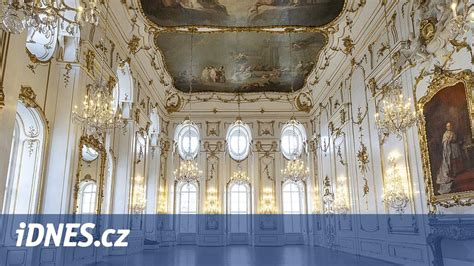 Interiér Kráľovského zámku - Ballroom