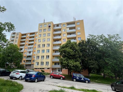 Fotografia bytového domu na ulici T. Vansovej