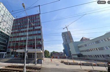 Administratívna budova na Miletičovej ulici v Bratislave