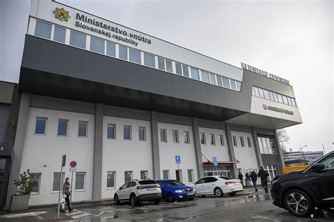 Registračné centrum s občanmi