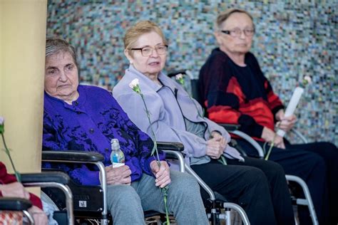 Ilustračná fotografia rodiny pri sťahovaní