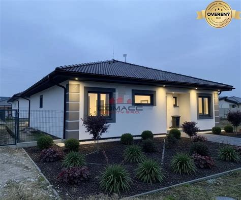 Vizualizácia bungalovu s terasou a francúzskym oknom