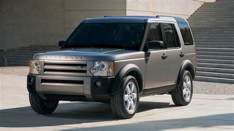 Land Rover Discovery v teréne