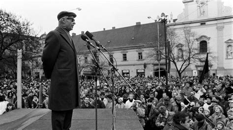 Archívna fotografia z obdobia komunizmu