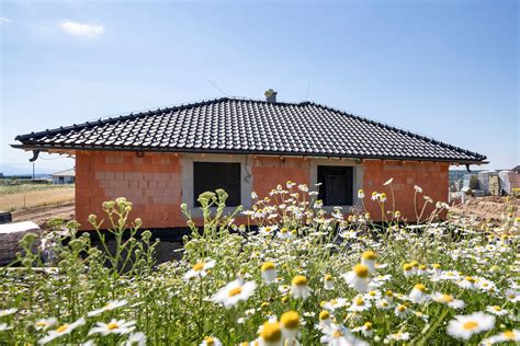 Stavba murovaného domu