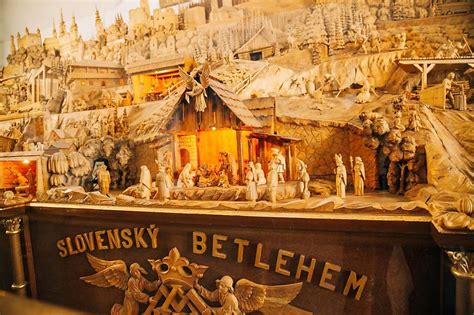 Slovenské betlehem v Rajeckej Lesnej