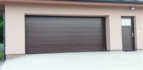 Moderná obytná dvojgaráž