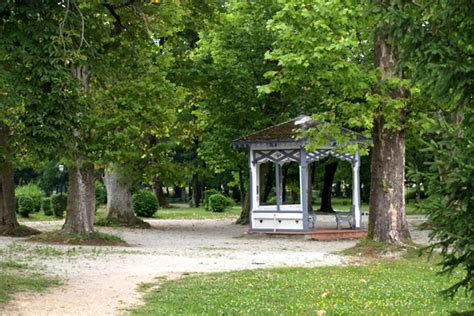 Anglický park v Betliari - Rotunda