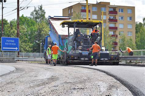 Porovnanie životnosti asfaltových a betónových vozoviek