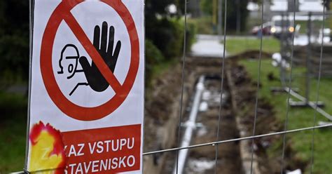 staré potrubie v šachte