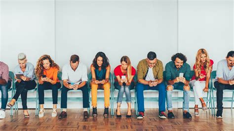 Ilustrácia znázorňujúca faloplastiku a metoidioplastiku