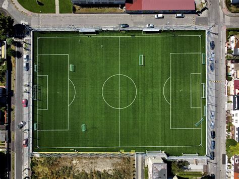 Futbalové ihrisko v interiéri