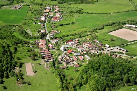 Obec Kráľovce Krnišov v prírode