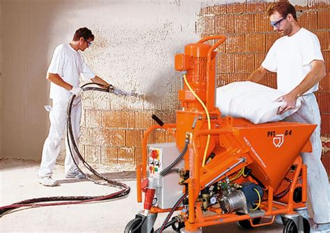 Stroj na nanášanie omietky