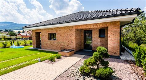 Bungalov na úzkom pozemku