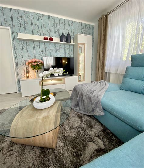 Interiér s modernými tapetami