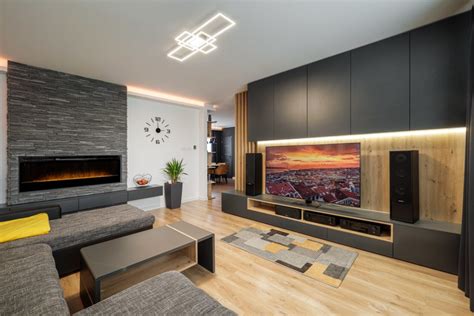 Moderný interiér apartmánu s vírivkou