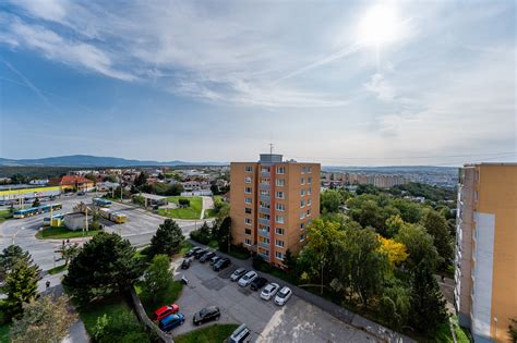 Fotografia lesoparku v blízkosti sídliska Furča