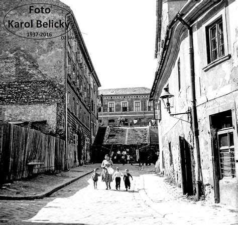 Rodinná fotografia z obdobia pred druhou svetovou vojnou