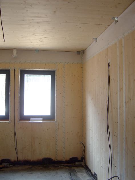 Montáž prefabrikovaných stropných panelov