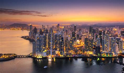 Moderná panoráma Panama City