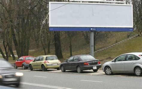Ilustrácia billboardu na frekventovanej ceste