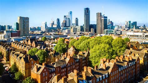 Ilustrácia rôznych typov bývania v Anglicku