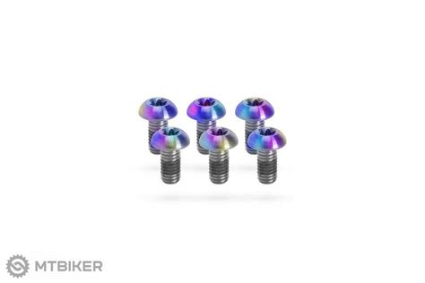 Prepravné skrutky na práčke