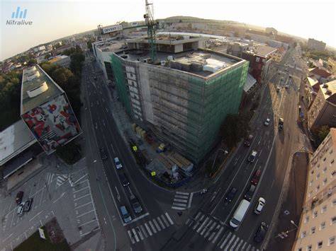 Pohľad na exteriér obchodno-spoločenského centra Mlyny