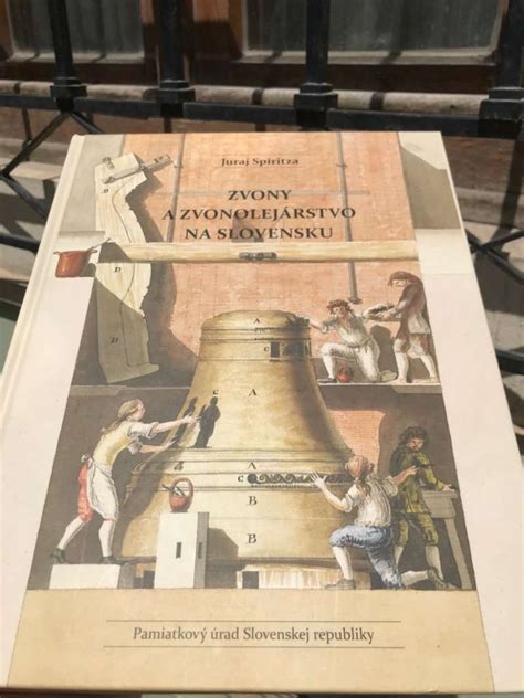 Ilustrácia tradičnej slovenskej architektúry