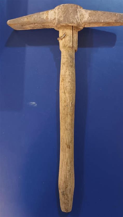 Ilustrácia právnej dokumentácie a súdneho kladiva