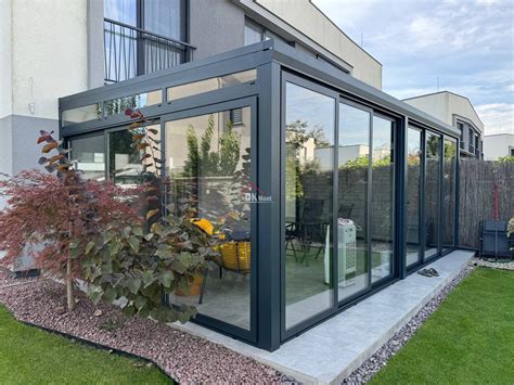 Ilustračná fotografia útulnej zimnej záhrady