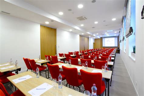 Interiér hotela Devín s konferenčnou miestnosťou