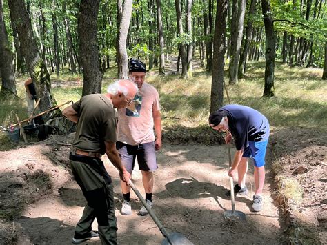 Archeologický výskum hlinených stavieb