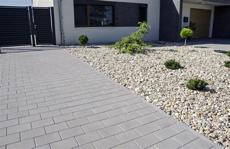 Prístupová cesta k domu