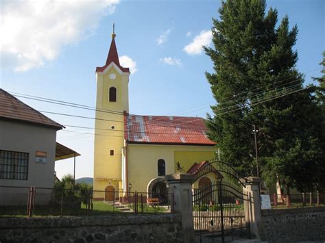 Fotografia malebnej dedinky v okrese Veľký Krtíš