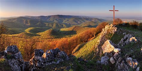 Panoramatický výhľad na Malé Karpaty zo Stupavy