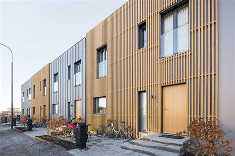 Radová zástavba s moderným vikierom