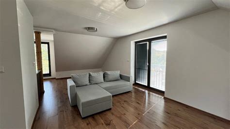 Moderný podkrovný apartmán s výhľadom na hory