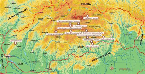 Mapa Demänovskej doliny s vyznačenými atrakciami a ubytovaním