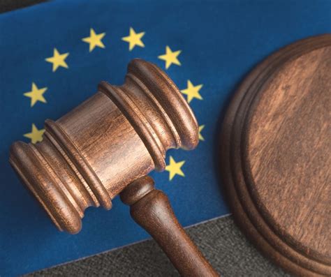 Znak Európskej únie a Európskeho súdu pre ľudské práva