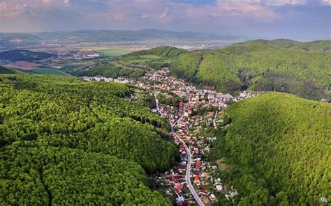 Mapa okolia Trenčianskych Teplíc s vyznačenými atrakciami