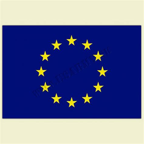 Európska vlajka nad stavebnou kresbou