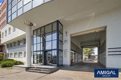 Fotografia polyfunkčnej budovy