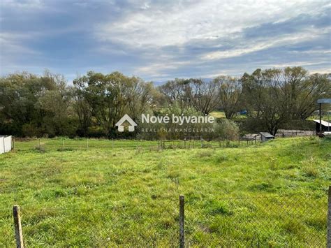 Ilustračný obrázok so stavebným povolením a pečiatkou